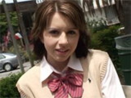 青い目の制服ガール5人！生ハメ中出し交流♪