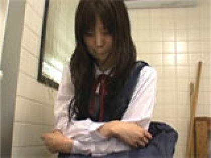 万引きがバレてしまった少女…代償は少女の肉体、中出し