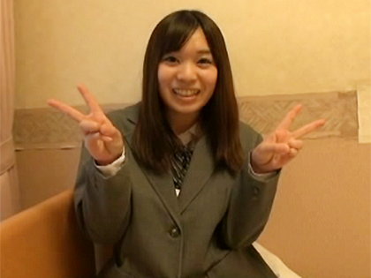 洋服代ほしさにハメ撮りOKする女子校生