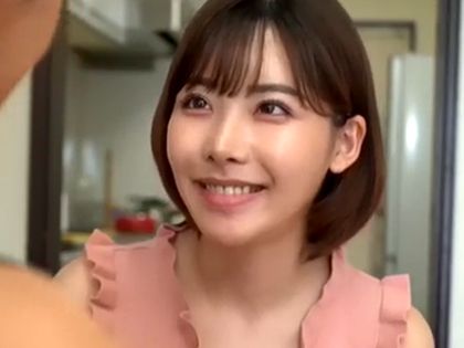 義兄・義父・母とまで!? いつでも誰とでもヤッちゃう女子大生