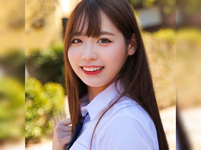 気持ちがいいと許しちゃう♪セクハラしたら発情しちゃった巨尻JK