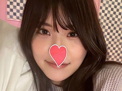 おっとりした感じの巨乳娘とハメ撮り＆笑顔の手コキご奉仕