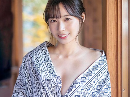 スレンダー巨乳娘が既婚者の先生と2人きりのエッチ旅行☆