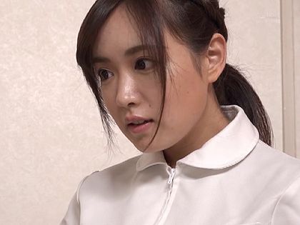 かわいい看護師さんは肉食系!?勃起チ○ポを見つめて…